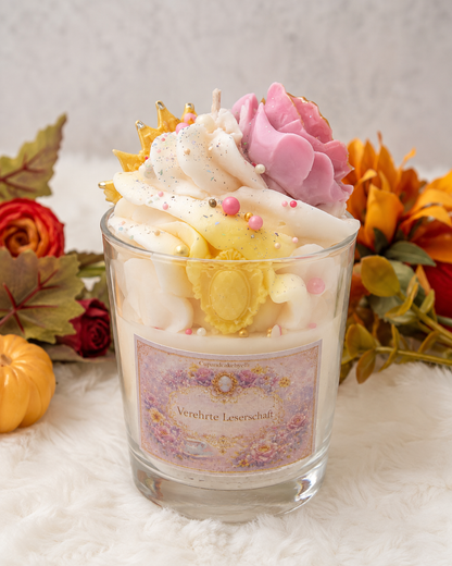 Verehrte Leserschaft – Blüten & Knospen Dessertkerze aus Sojawachs | 230 ml
