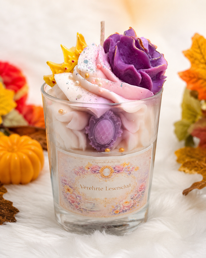 Verehrte Leserschaft – Blüten & Knospen Dessertkerze aus Sojawachs | 230 ml